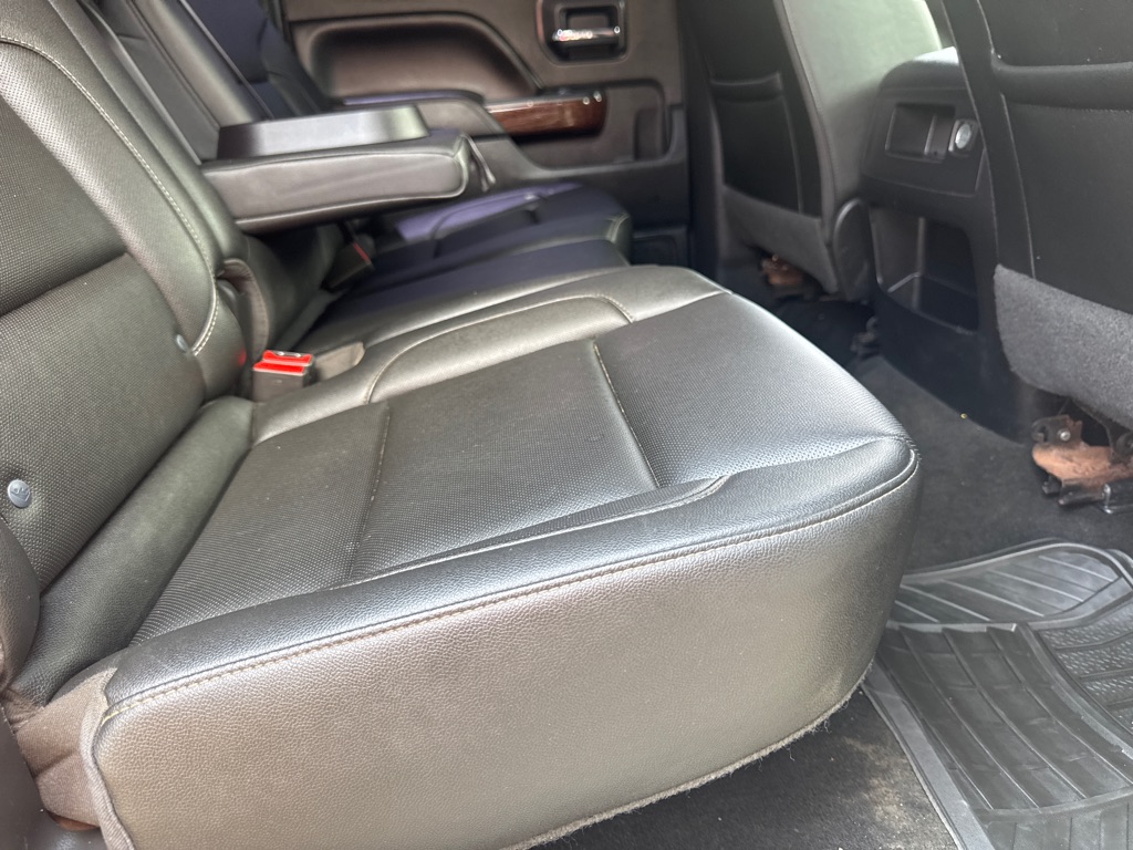 Photo 31 of this GMC SIERRA