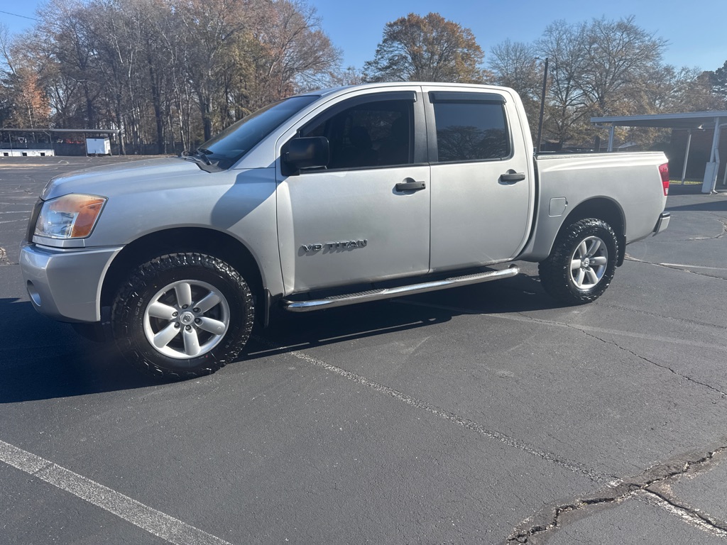 Photo 3 of this NISSAN TITAN