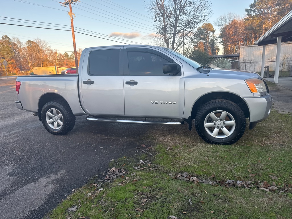 Photo 2 of this NISSAN TITAN