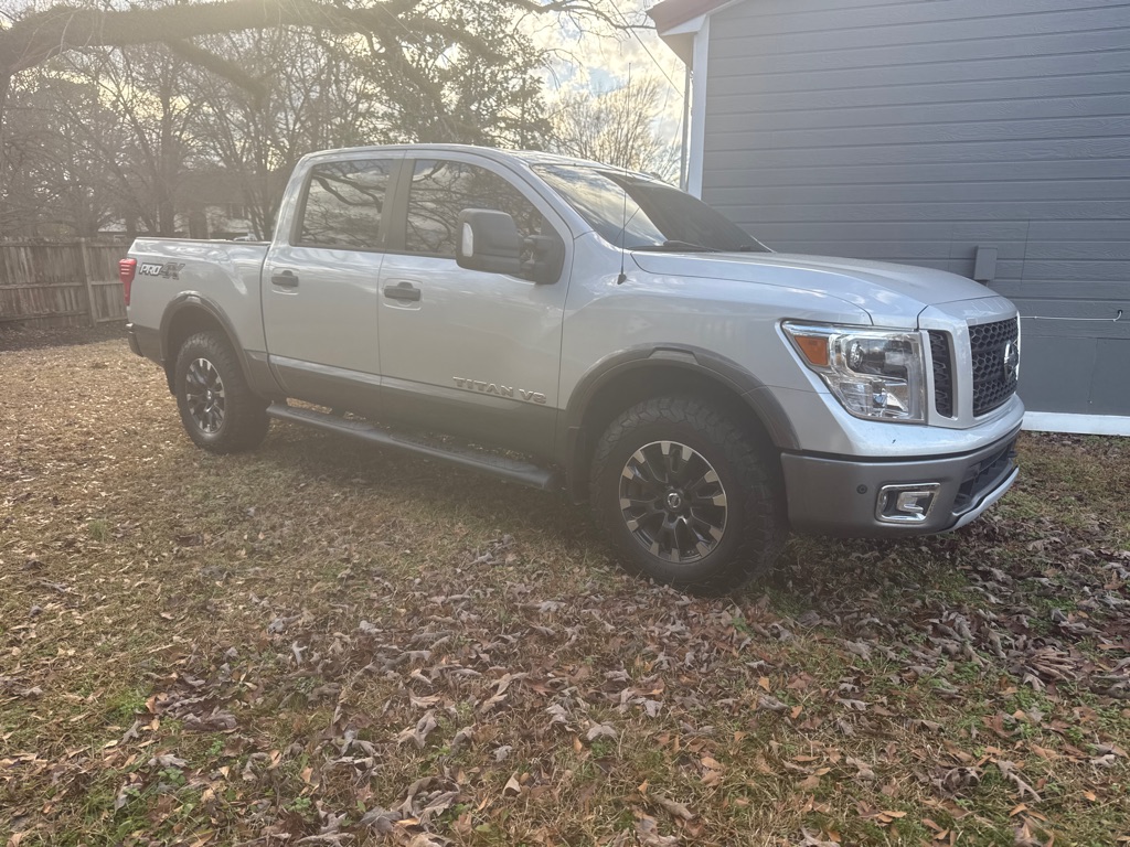 2018 NISSAN TITAN