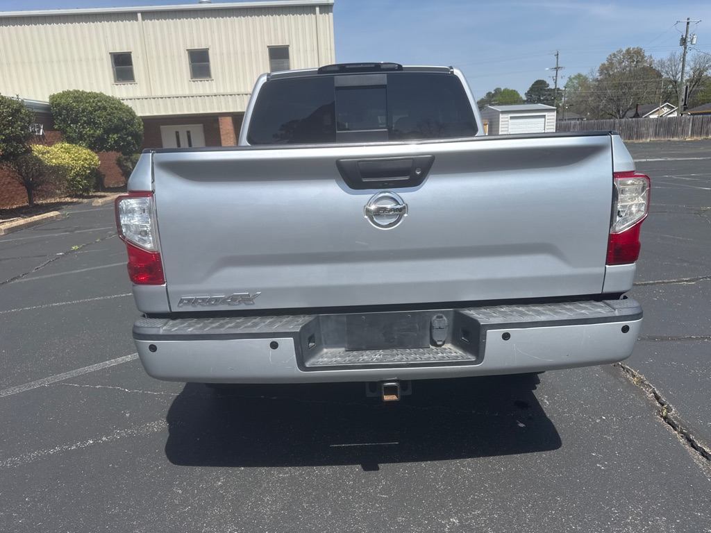 Photo 4 of this NISSAN TITAN