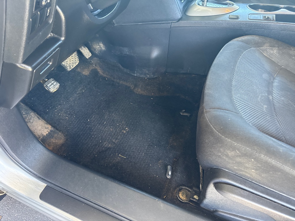 Photo 30 of this NISSAN ROGUE SELECT