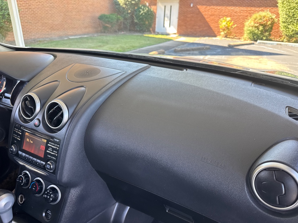 Photo 24 of this NISSAN ROGUE SELECT