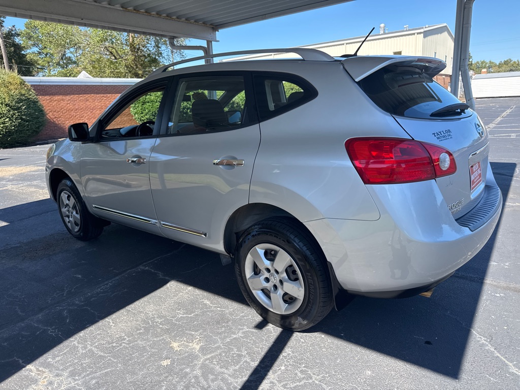 Photo 2 of this NISSAN ROGUE SELECT