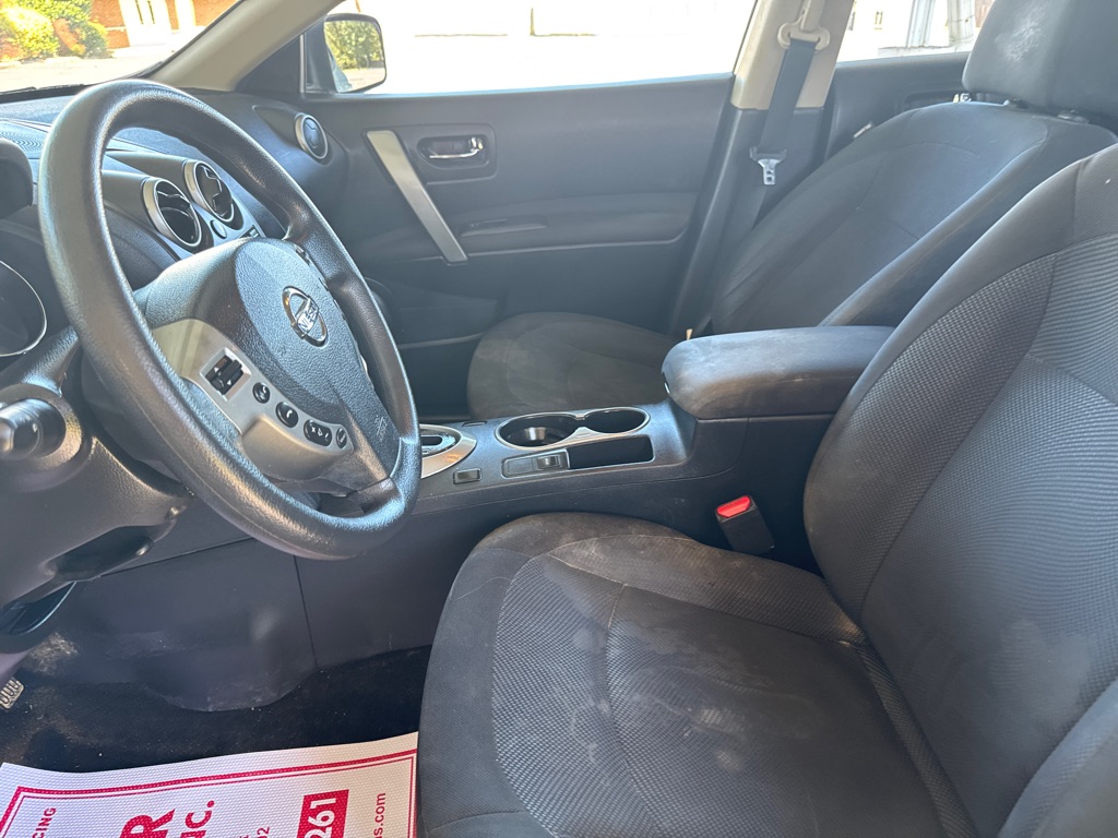 Photo 29 of this NISSAN ROGUE SELECT