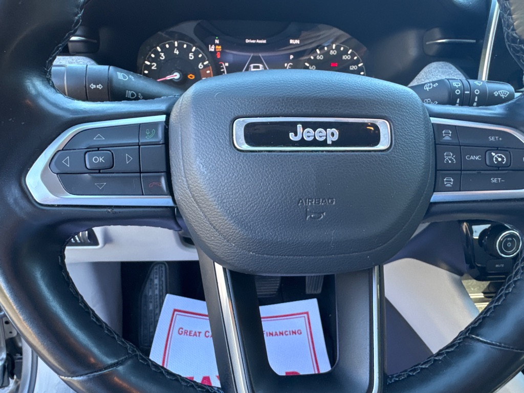 Photo 29 of this JEEP COMPASS