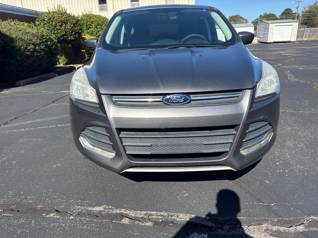 Photo 8 of this FORD ESCAPE