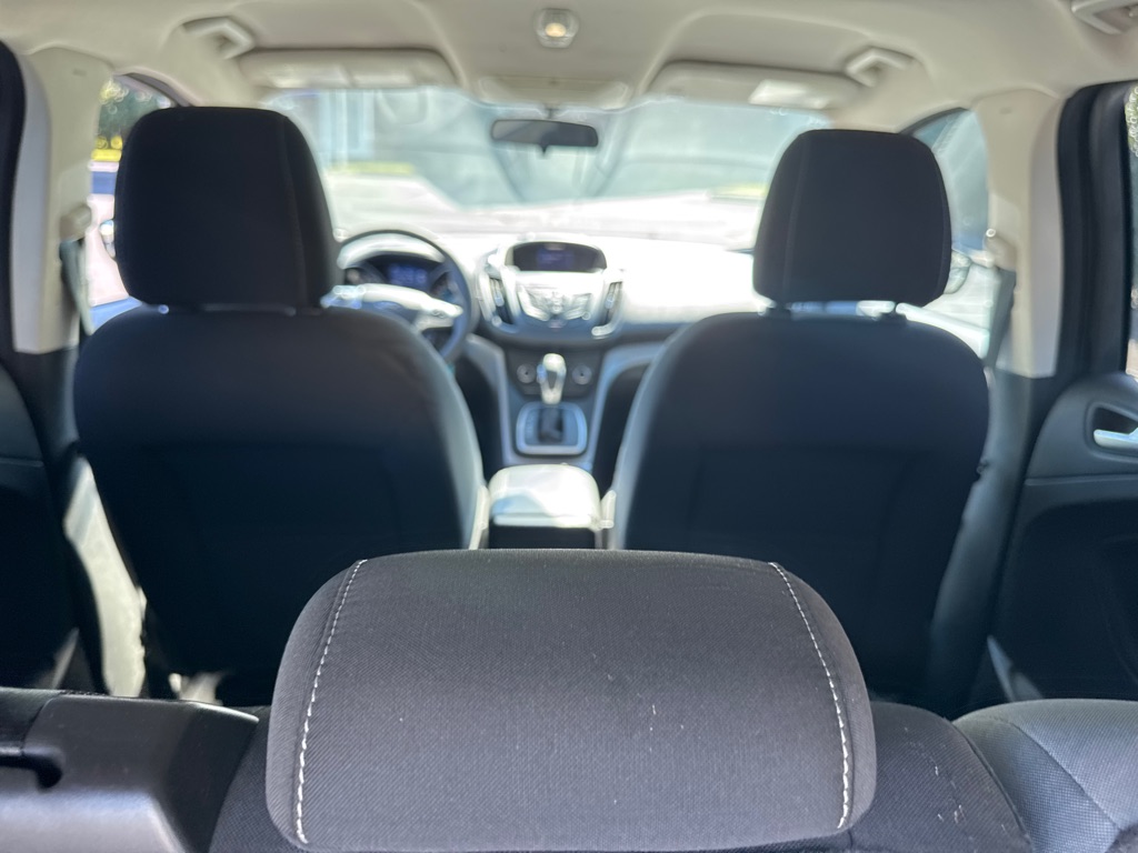 Photo 18 of this FORD ESCAPE