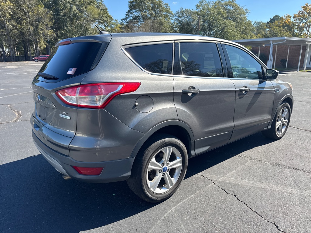 Photo 5 of this FORD ESCAPE