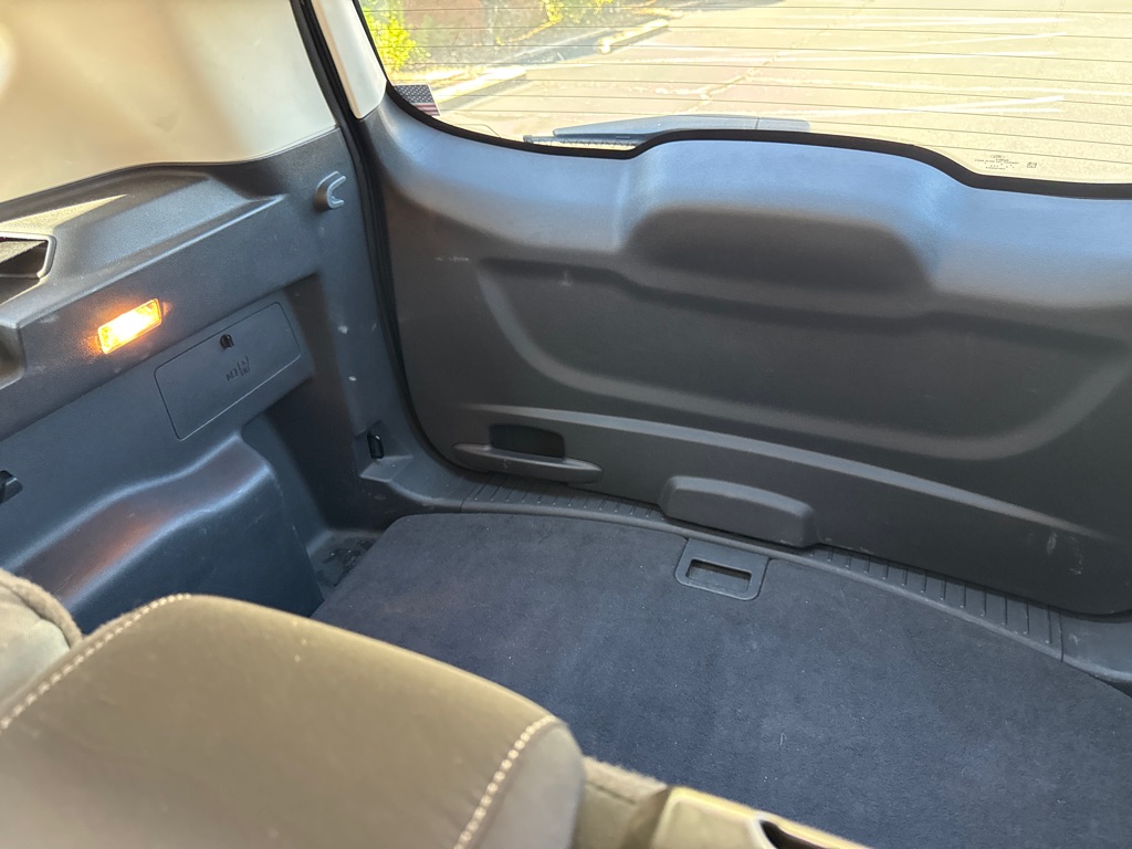 Photo 12 of this FORD ESCAPE