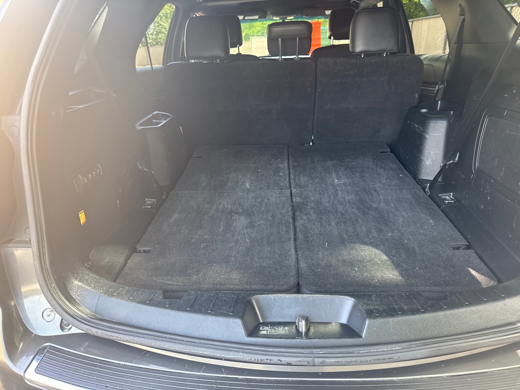 Photo 22 of this FORD EXPLORER