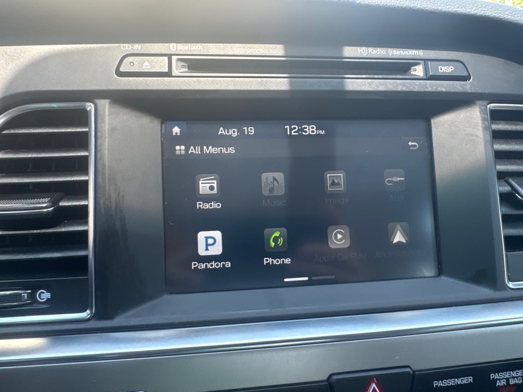 Photo 32 of this HYUNDAI SONATA