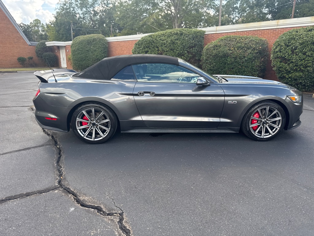 Photo 56 of this FORD MUSTANG