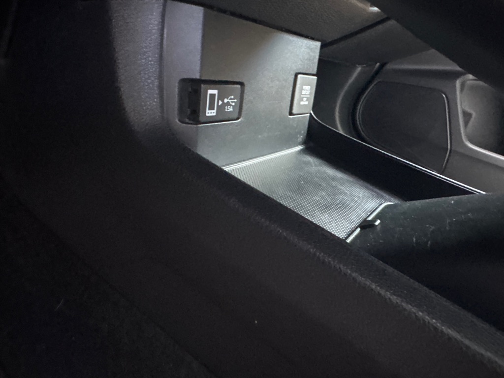 Photo 30 of this HONDA CIVIC
