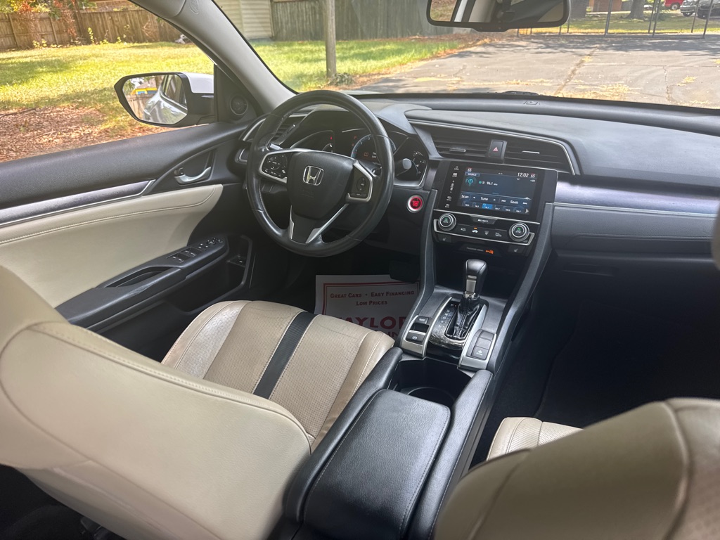 Photo 19 of this HONDA CIVIC
