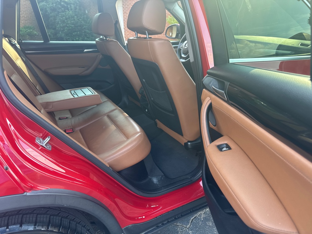 Photo 28 of this BMW X3