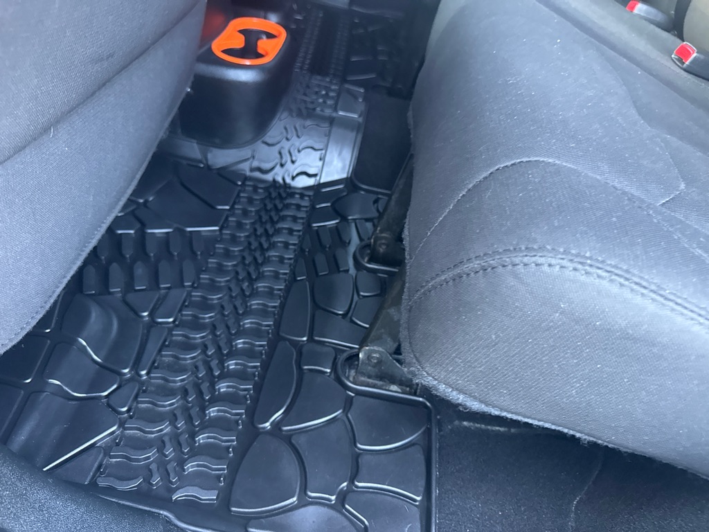 Photo 15 of this JEEP WRANGLER UNLIMI