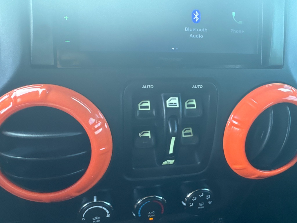 Photo 53 of this JEEP WRANGLER UNLIMI