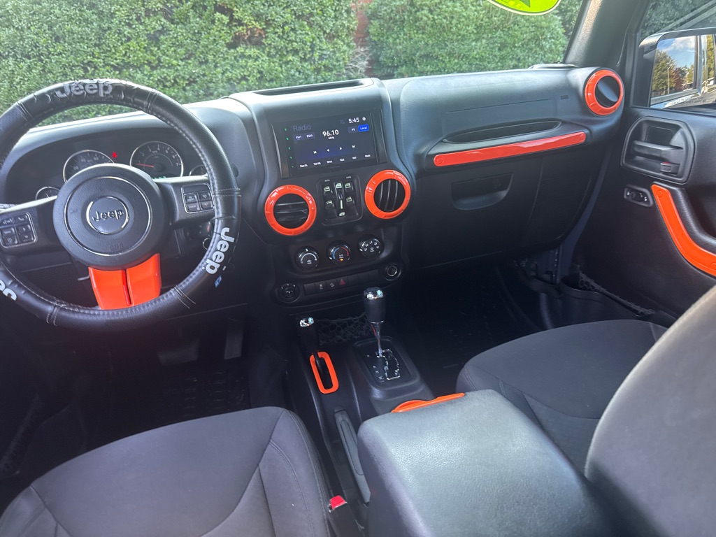 Photo 17 of this JEEP WRANGLER UNLIMI