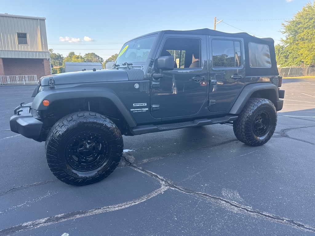 Photo 2 of this JEEP WRANGLER UNLIMI