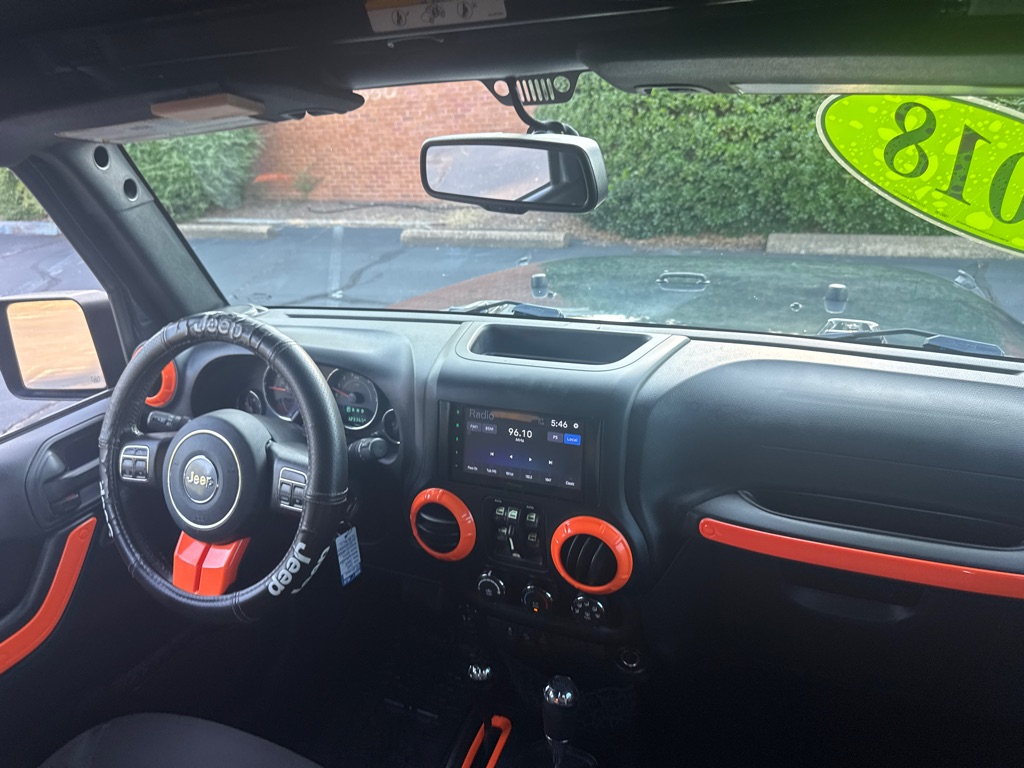 Photo 27 of this JEEP WRANGLER UNLIMI