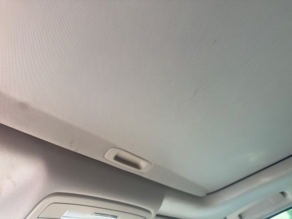 Photo 46 of this GMC YUKON