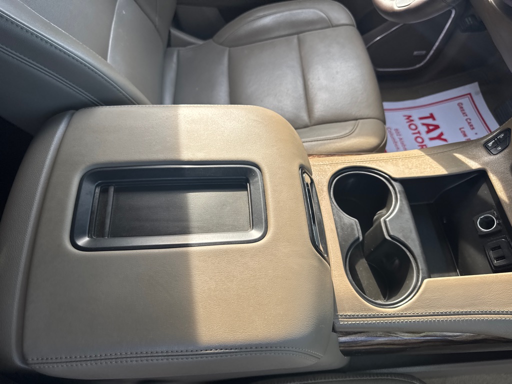 Photo 40 of this GMC YUKON