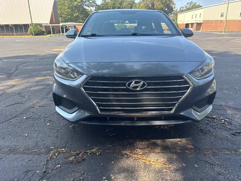 Photo 9 of this HYUNDAI ACCENT