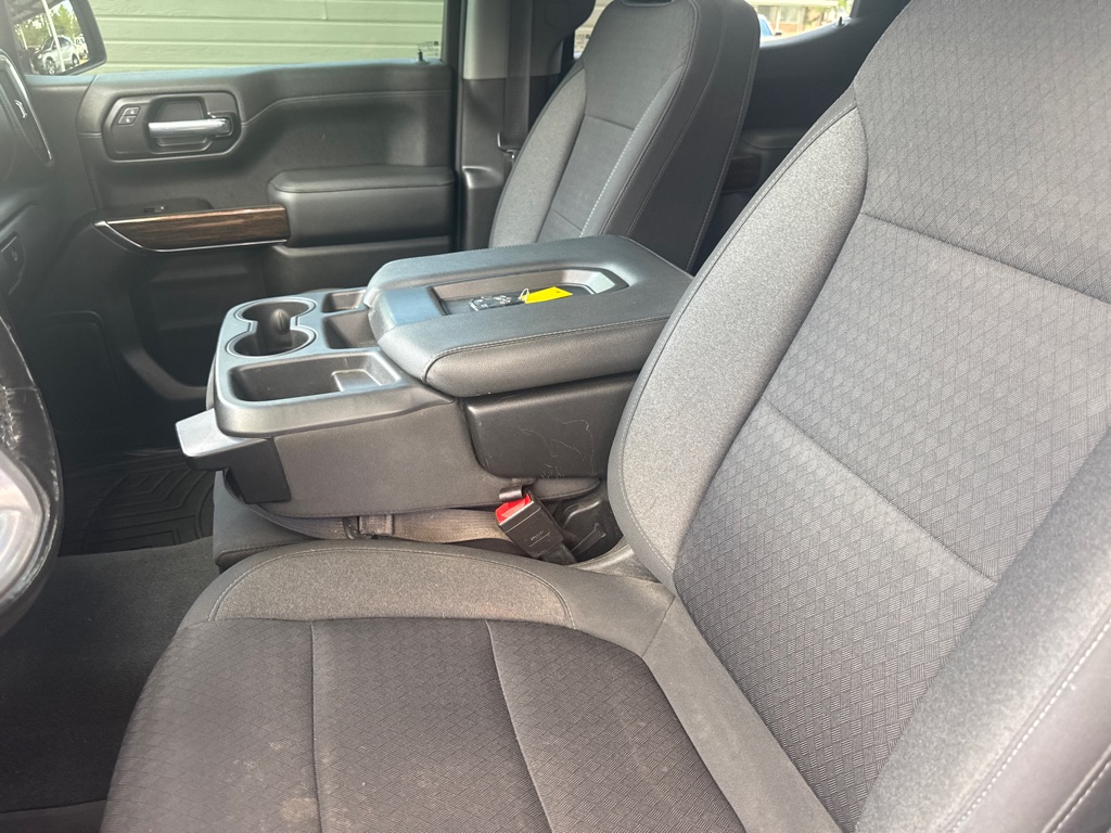 Photo 44 of this GMC SIERRA