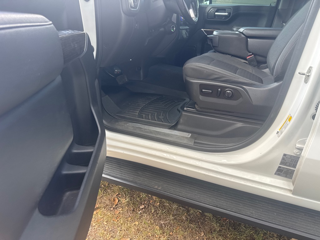 Photo 41 of this GMC SIERRA