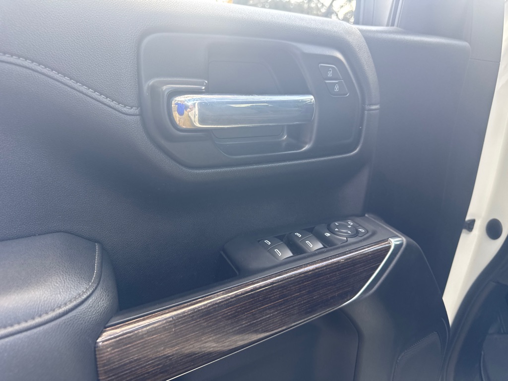 Photo 42 of this GMC SIERRA