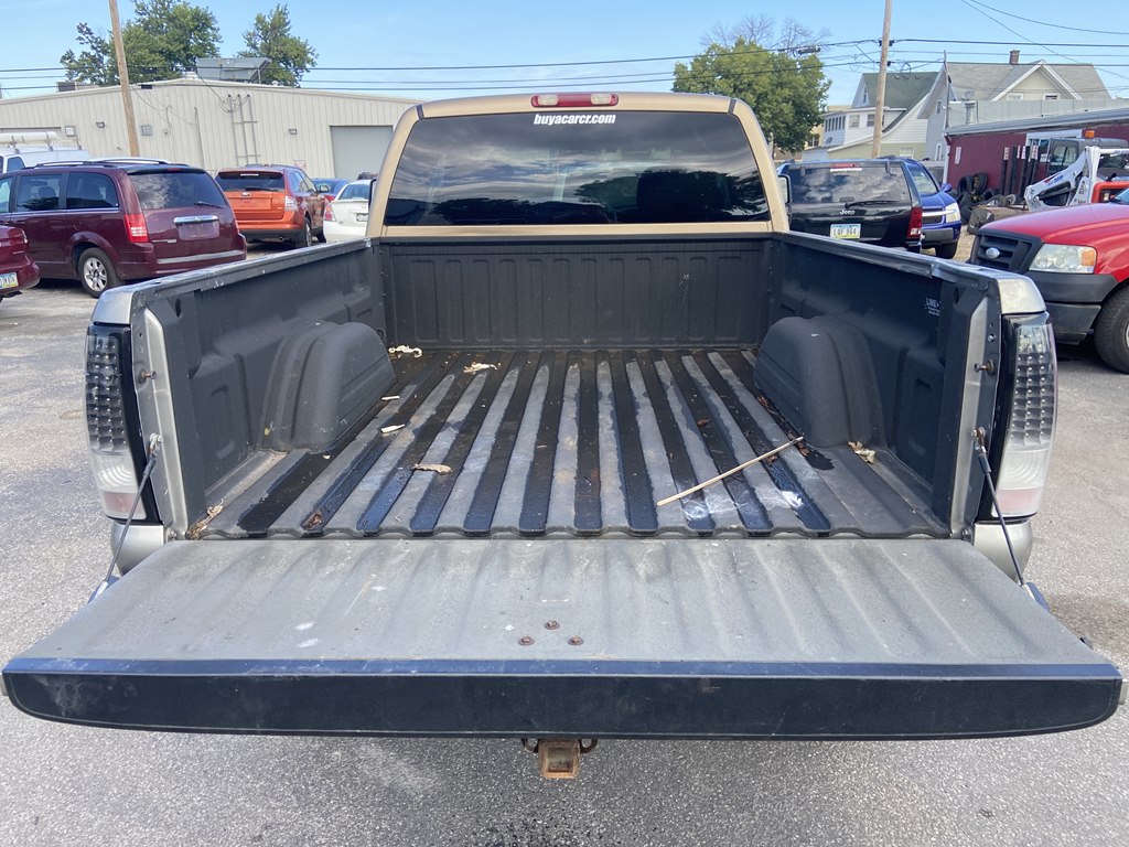 Photo 18 of this CHEVROLET SILVERADO 2500