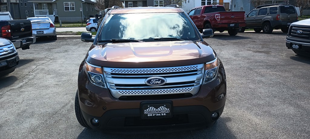 Photo 8 of this FORD EXPLORER