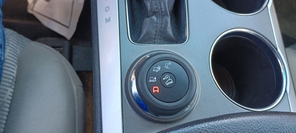 Photo 18 of this FORD EXPLORER