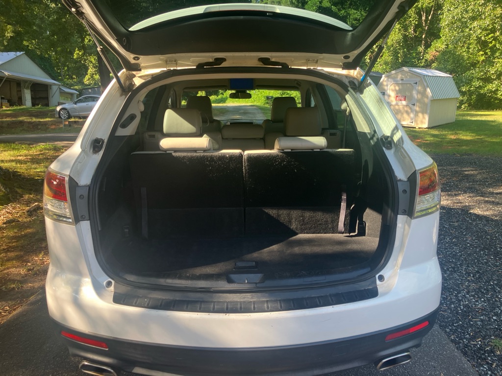 Photo 10 of this MAZDA CX-9
