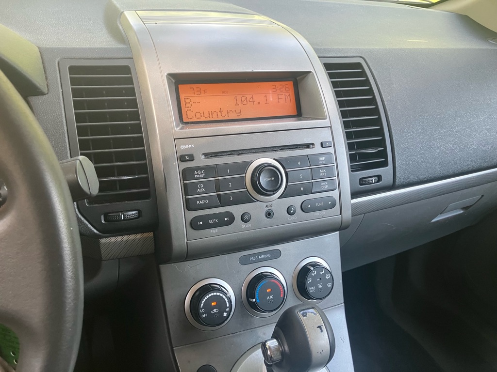 Photo 11 of this NISSAN SENTRA