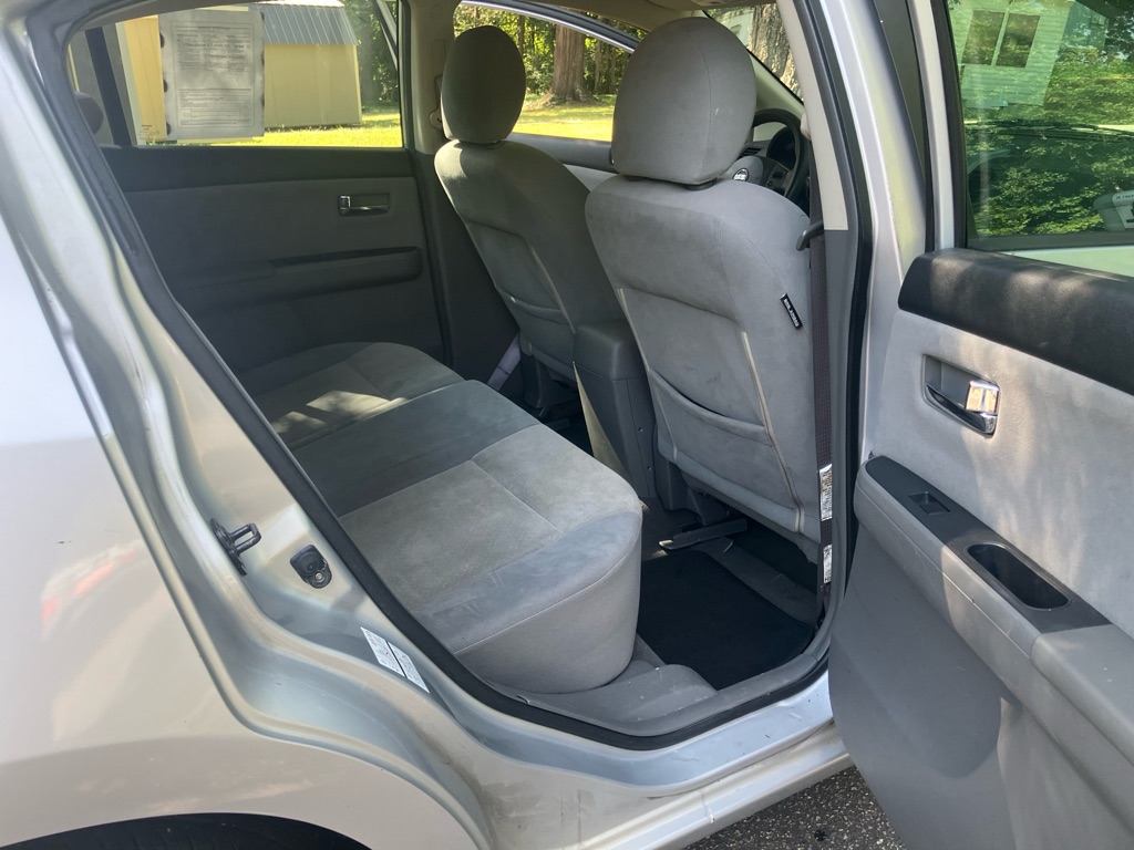Photo 8 of this NISSAN SENTRA