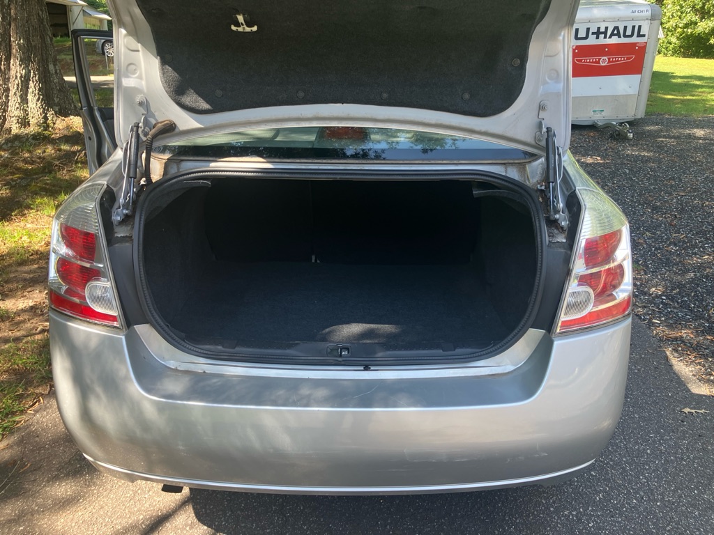 Photo 9 of this NISSAN SENTRA