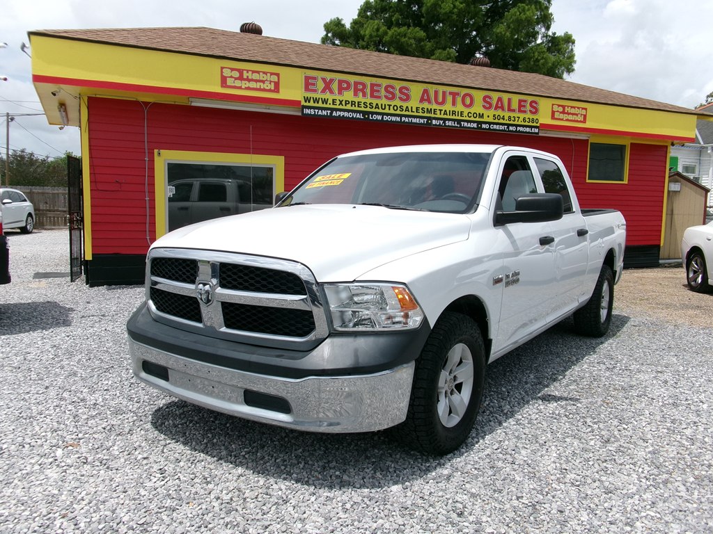 View vehicle photo 2