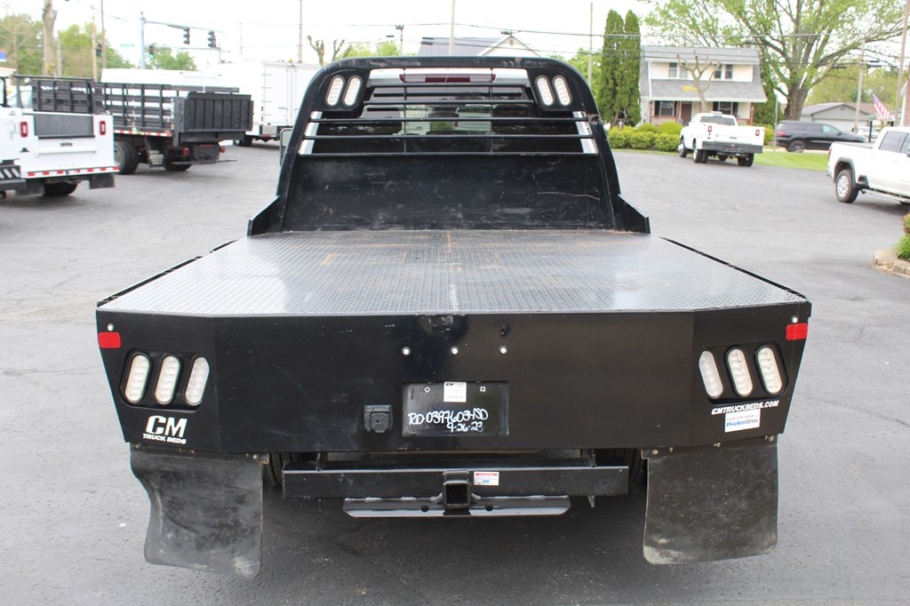 2024 GMC 3500 FLAT BED 4x4 CHASSIS PRO DURAMAX - Image 5