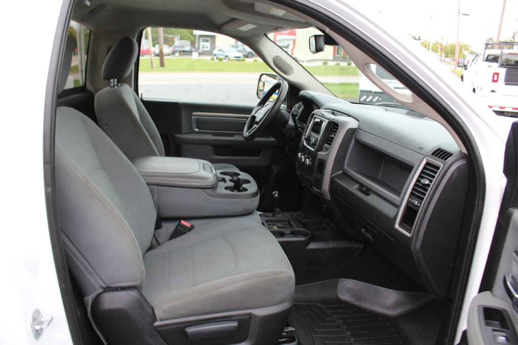 2018 RAM Ram 3500 Pickup Tradesman - Photo 28