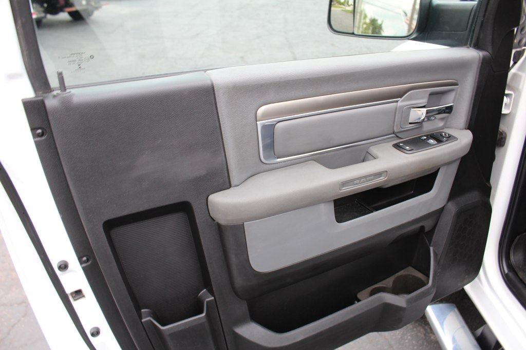 2018 RAM Ram 3500 Pickup Tradesman - Photo 16
