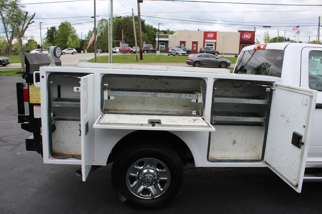 2018 RAM Ram 3500 Pickup Tradesman - Photo 23