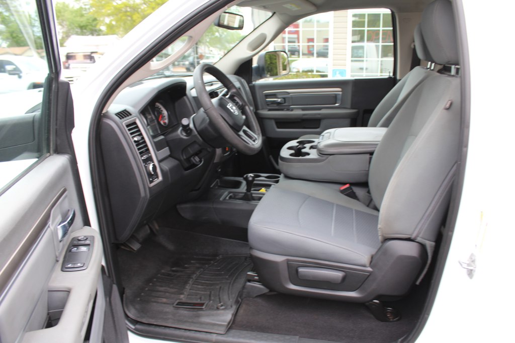 2018 RAM Ram 3500 Pickup Tradesman - Photo 15