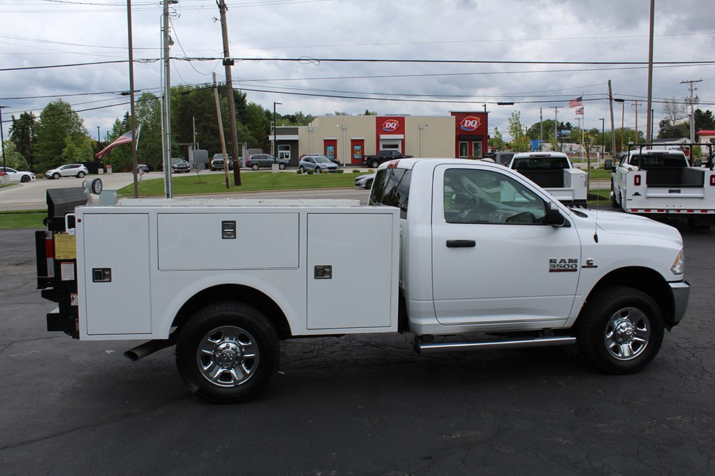 2018 RAM Ram 3500 Pickup Tradesman - Photo 8