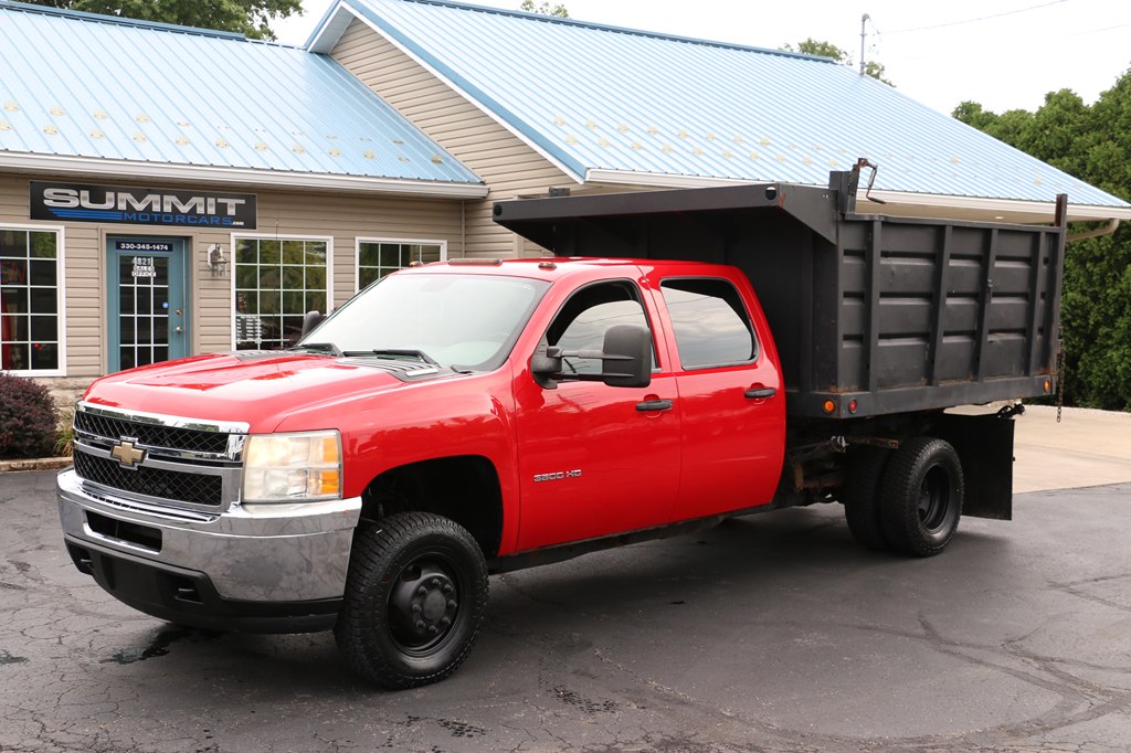 2011 Chevrolet 3500 DUMP TRUCK 4x4 DIESEL DUMP TRUCK - Main Image