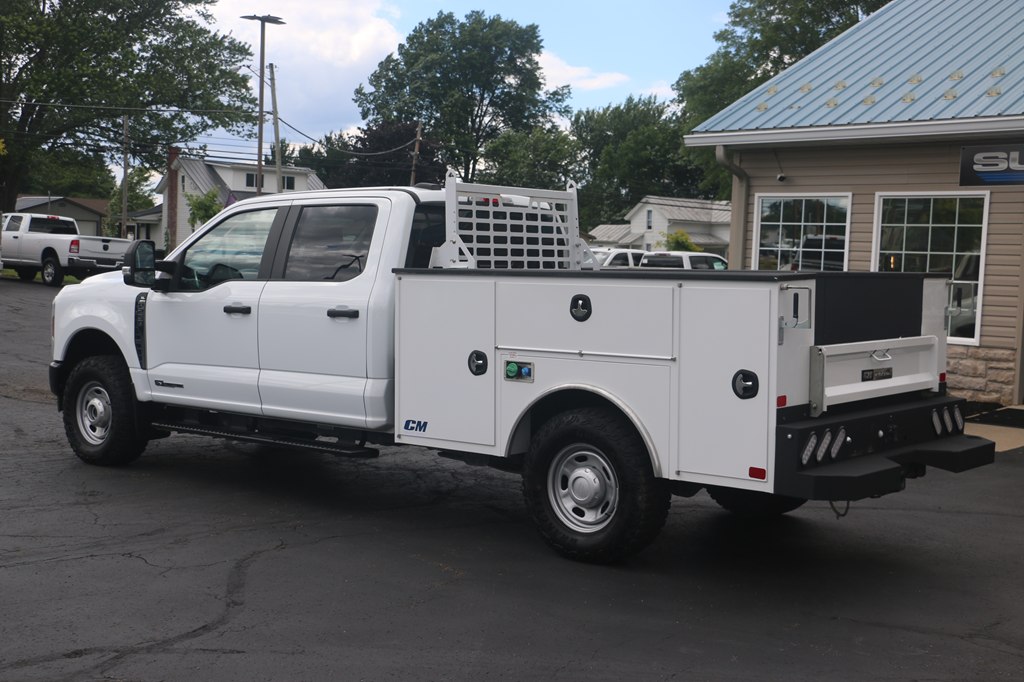 2025 Ford F-250 Super Duty XL - Image 3