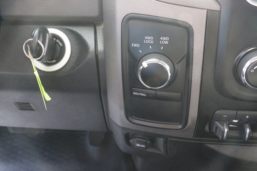 2018 RAM Ram 3500 Chassis Cab Tradesman - Photo 17