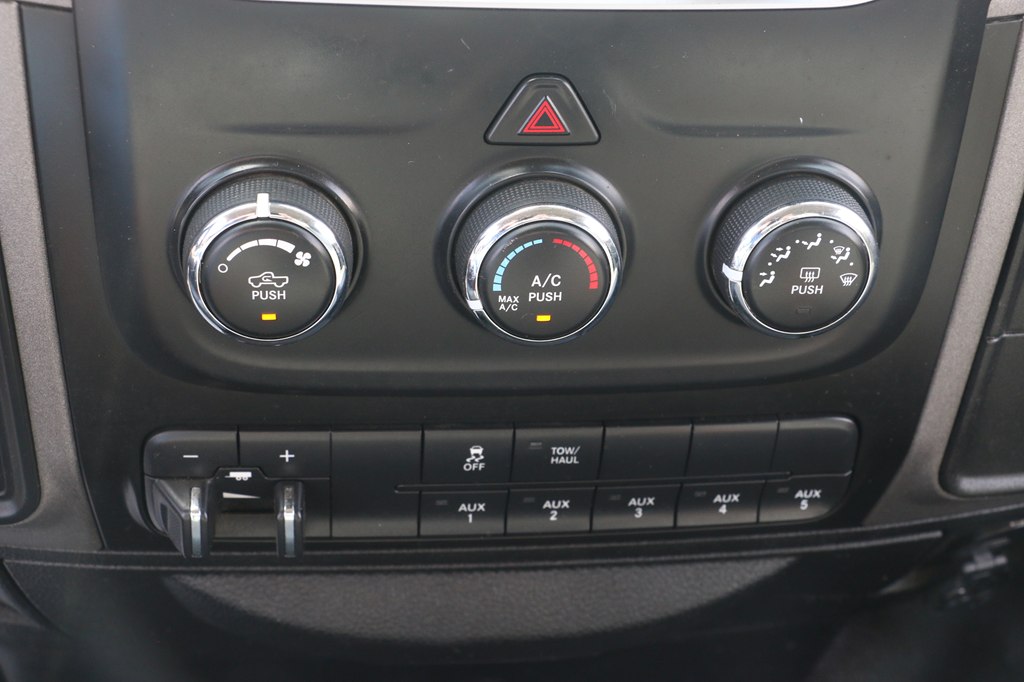 2018 RAM Ram 3500 Chassis Cab Tradesman - Photo 16