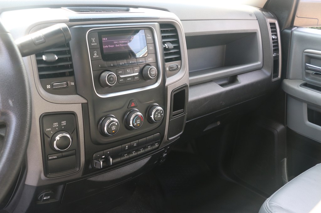 2018 RAM Ram 3500 Chassis Cab Tradesman - Photo 14